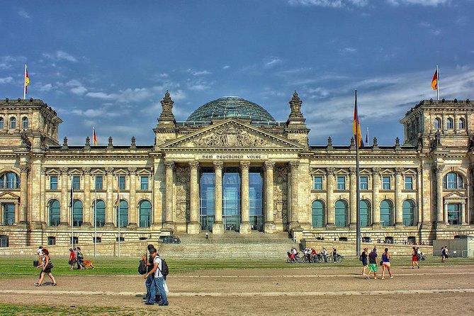 Private Transfer From Vienna to Berlin With 2 Hours for Sightseeing - Infant Seats and Accessibility