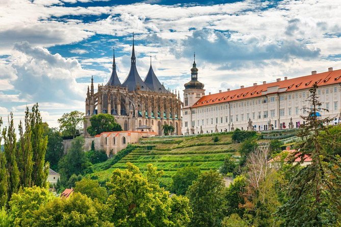 Private Transfer From Vienna to Prague With 1 Hour Stop in Kutna Hora - Booking and Confirmation Process
