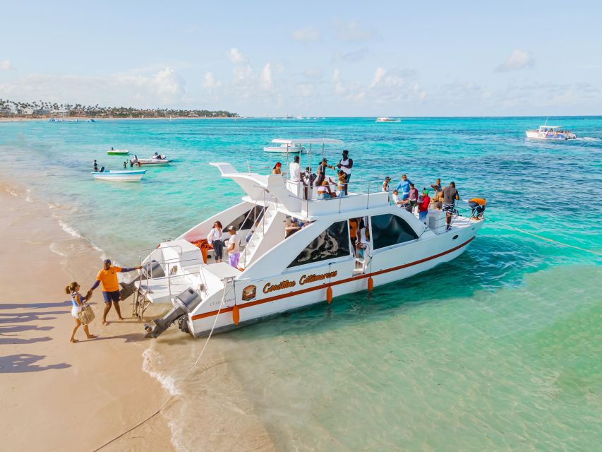 Punta Cana: Catamaran Tour With Open Bar and Reef Snorkeling - Experience on the Catamaran Tour