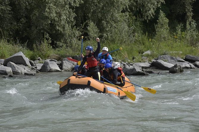 Rafting Extreme Fun - Safety Precautions and Equipment