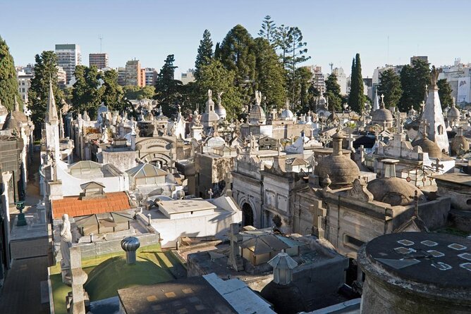 Recoleta Cemetery Tour in English - Meeting Point and Logistics
