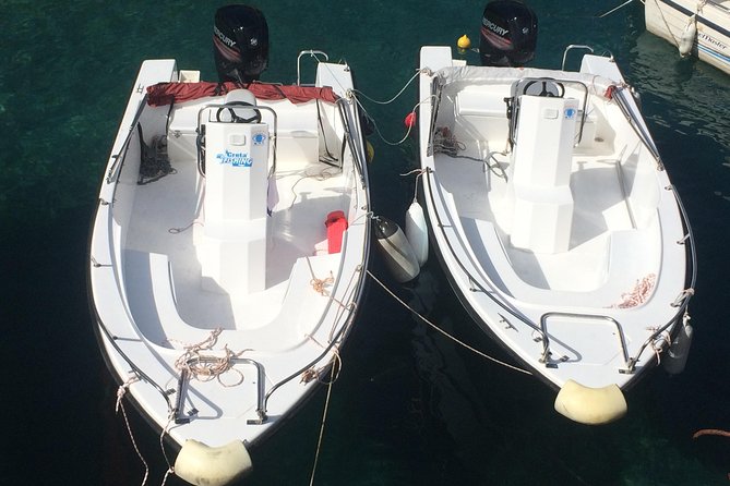 RENT A BOAT 5,5m - 30hp LICENSE FREE Chora Sfakion, Sfakia - Overview of Boat Rental