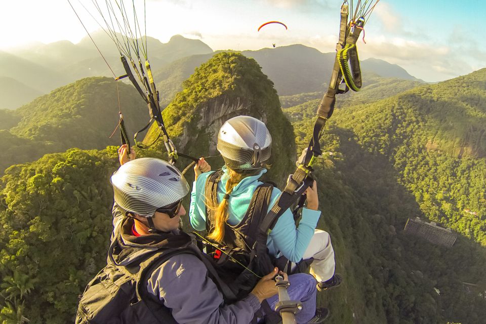 2 rio de janeiro paragliding tandem flight Rio De Janeiro: Paragliding Tandem Flight