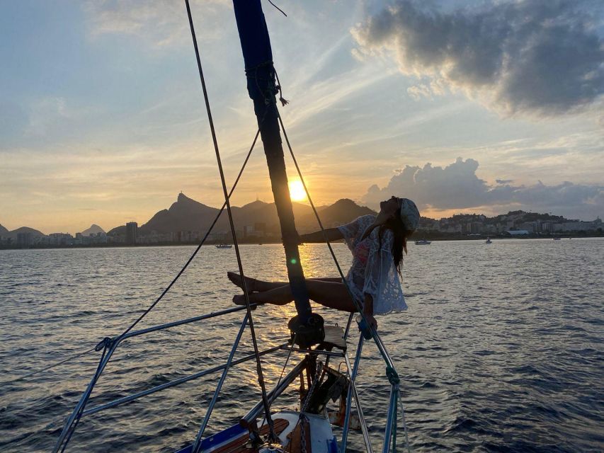 Rio De Janeiro: Sunset Sailboat Tour With Drinks - Experience Highlights