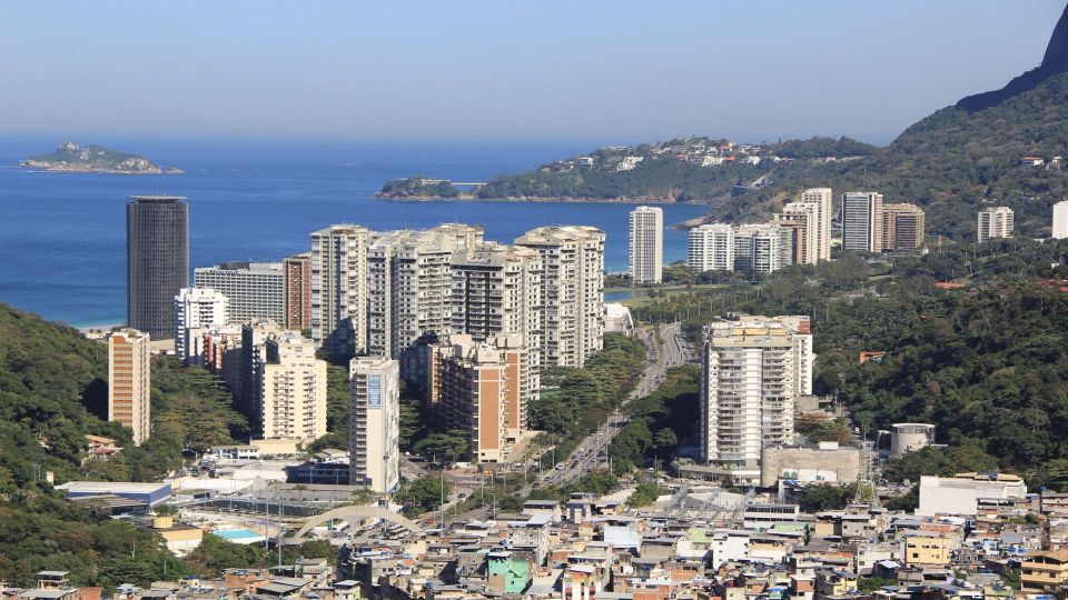 Rio: Rocinha Guided Favela Tour With Community Stories - Experience Highlights