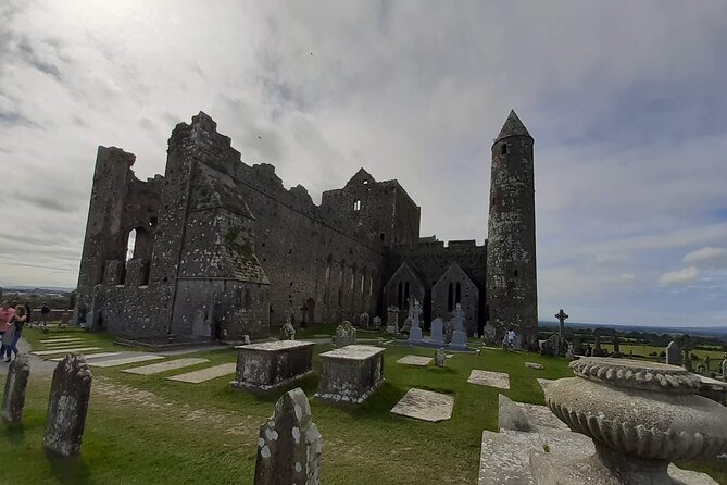 Rock of Cashel, Cahir & Blarney Castle Private Sightseeing Day Tour From Dublin - Itinerary Overview