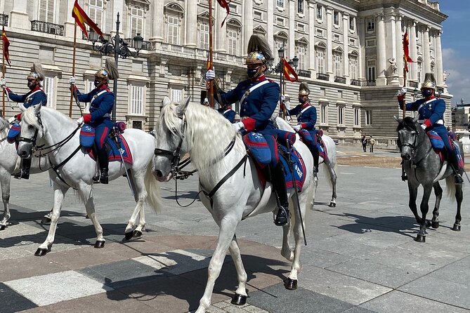 Royal Palace Madrid Small Group Tour With Skip the Line Ticket - Traveler Experience and Reviews