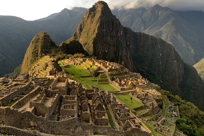 Sacred Valley & Machu Picchu Sunrise Huayna 2 Day Experience - Meeting and Pickup Details
