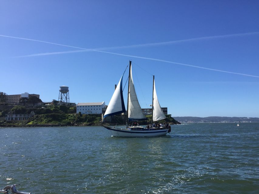 San Francisco: Bay Sailing Tour With Drinks - Experience Highlights
