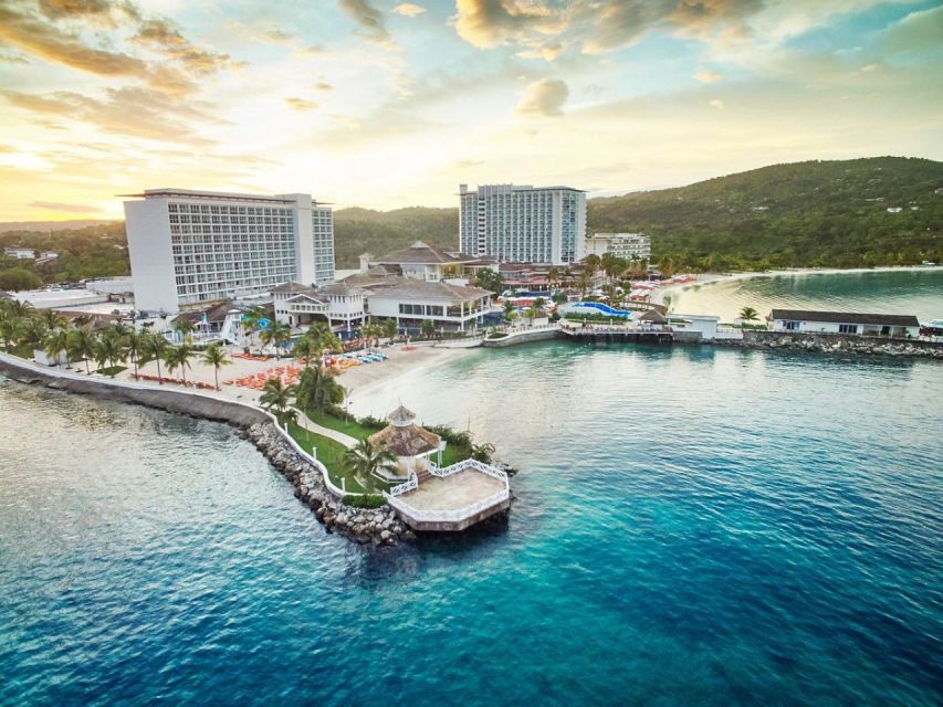 Sangster Airport (MBJ): Shared Transfer to Ocho Rios Hotels - Experience Highlights