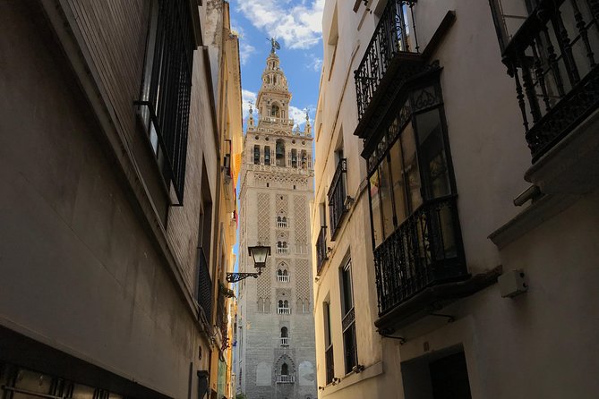Santa Cruz Neighbourhood Guided Walking Tour in Seville - Traveler Resources and Reviews
