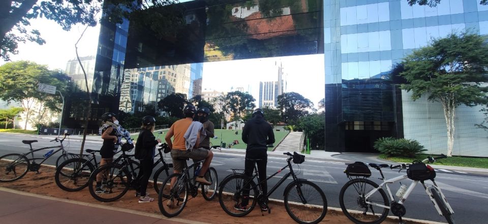 São Paulo: Street Art Bike Tour - Experience Highlights