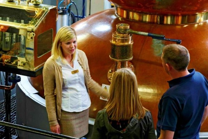 Scottish Gin & Whisky Distillery Experience - Private Day Tour - Private Transportation