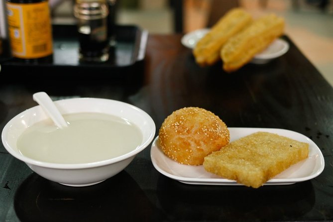 Shanghai Breakfast Walking Tour of Former French Concession - Review Highlights