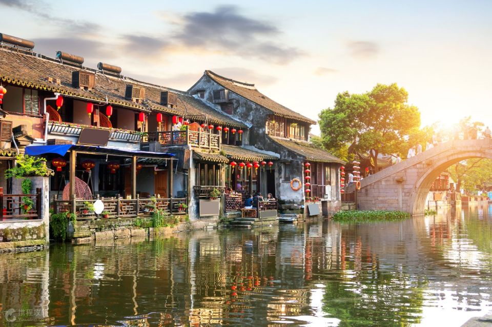 Shanghai: Shanghai & Zhujiajiao Water Town Private Day Tour - Inclusions and Exclusions