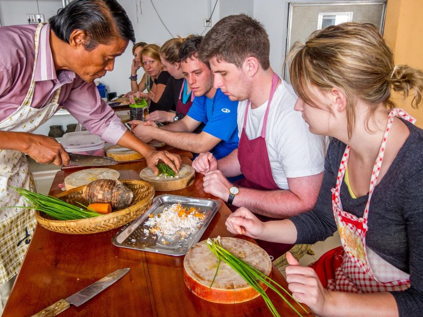 Siem Reap: Morning Cooking Class & Market Tour - Location and Tour Specifics