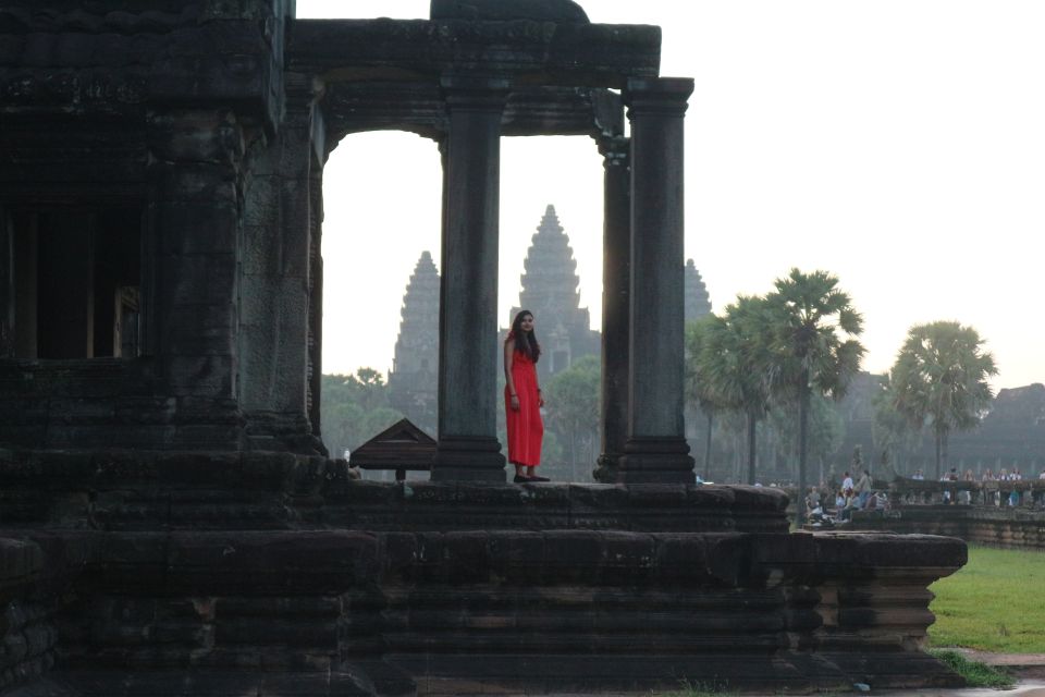 Siem Reap: Personalised Angkor Wat Sunrise Tour by Tuk-Tuk - Experience and Expertise