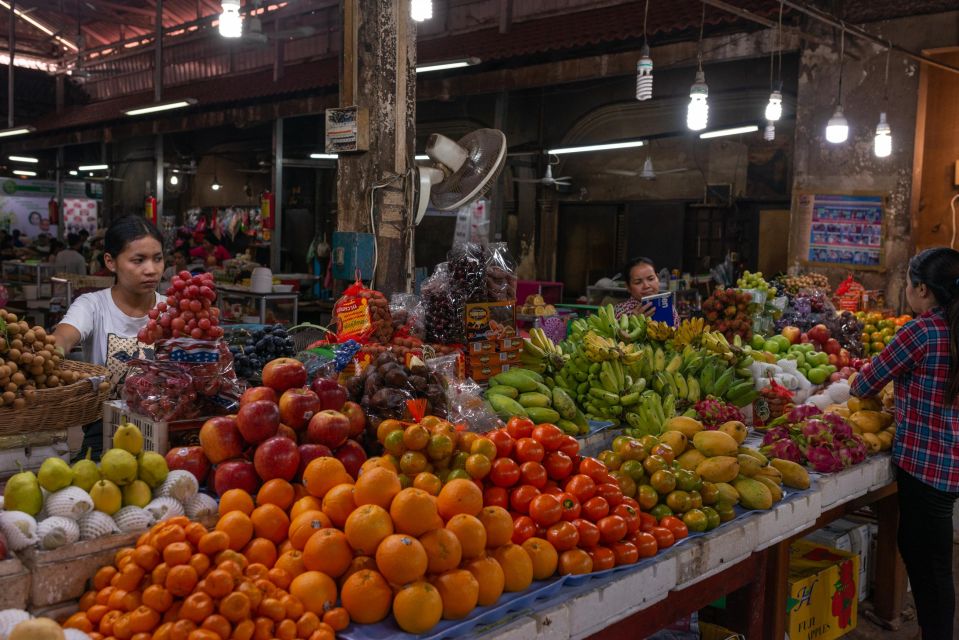 Siem Reap: Private Evening Food Tour Hosting by Local - Experience Highlights