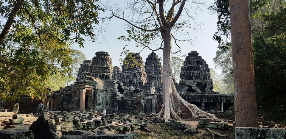 Siem Reap: Small Circuit Tour by Only Car - Immersive Temple Exploration