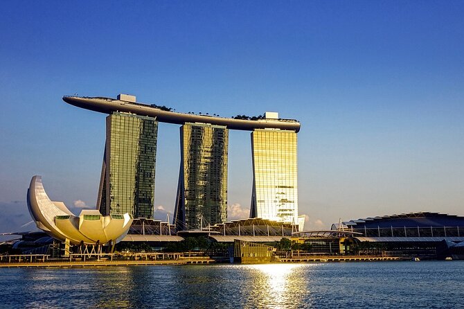 Singapore: 4 Hours - Private Car or Minibus Rental With Driver - Child Seats and Airport Pickup