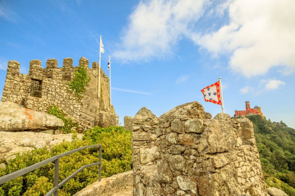 Sintra: Castle of the Moors E-Ticket & Optional Audio Guide - Experience Highlights