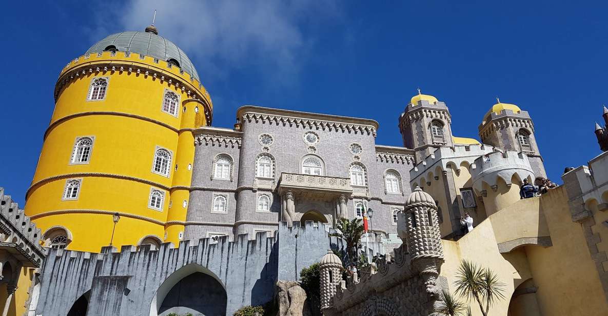 Sintra Palaces and Cascais Magical Experience Private Tour - Pickup Information
