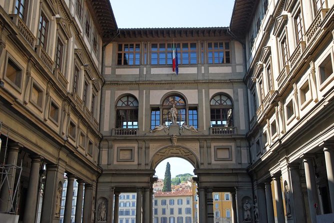 Skip the Line: Florence Uffizi Gallery Monolingual Small Group Tour - Professional Guide and Uffizi Terrace Visit