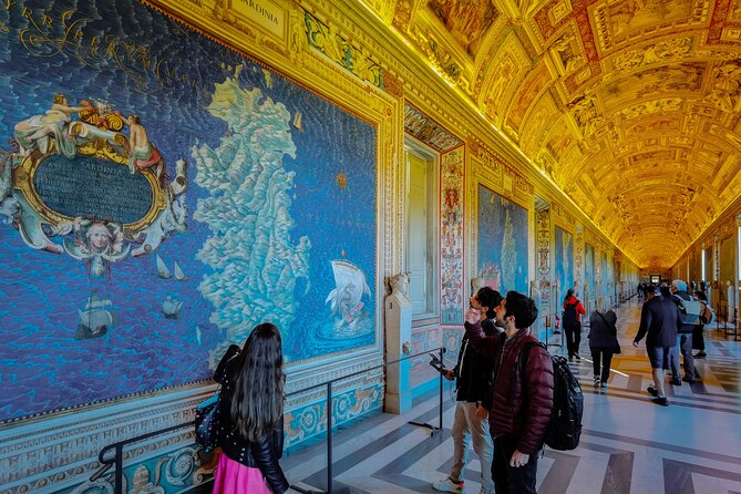 Skip the Line Group Vatican Museum, Sistine Chapel & St. Peter B - Benefits of Small Group Tours