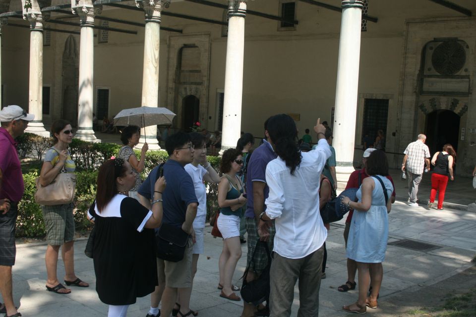 Skip the Line: Topkapı Palace Small-Group Tour - Highlights of the Tour