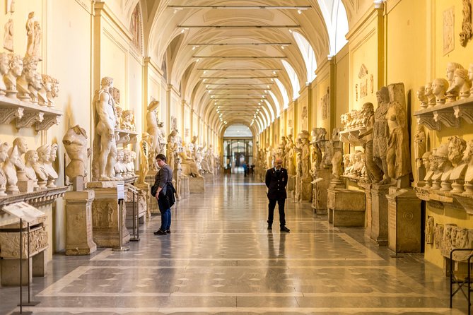Skip the Line Vatican Museums, Sistine Chapel Tour With Spanish-Speaking Guide - Guide Expertise and Insights