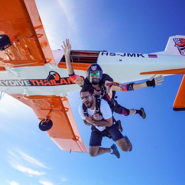Skydiving Thailand Pattaya Oceanview&Vedio&Pickup&Insurance - Experience and Safety