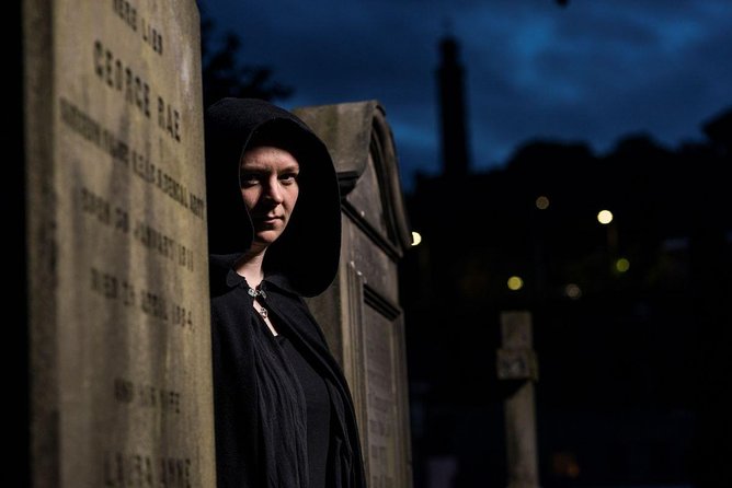 Small Group Edinburgh Underground Vaults & Graveyard Ghost Tour - Maximum Travelers and Guide