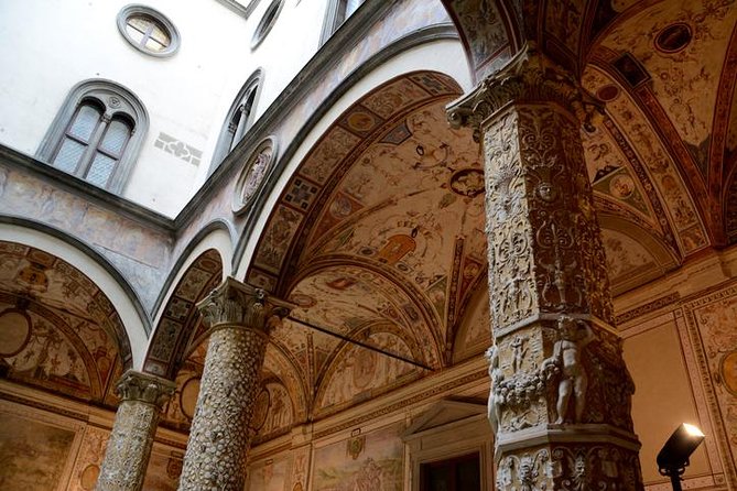 Small-Group Palazzo Vecchio Secret Passages Tour With Lunch or "Gelato" - Tour Experience