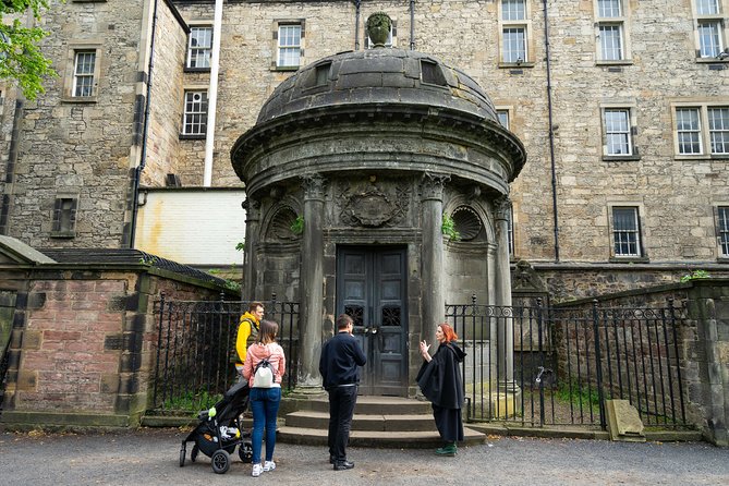 Small-Group Sinister Old Town Walking Tour of Edinburgh - Tour Itinerary