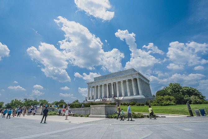 Small Group Tour of DC With Reserved National Archives Entry - Tour Inclusions