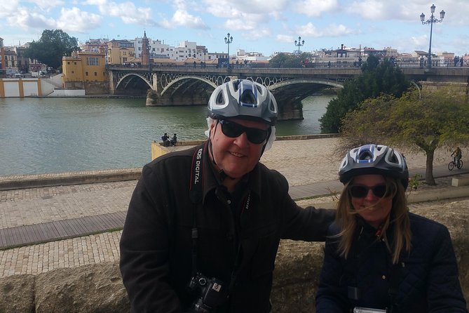 Small-Group Tour: Seville City Center and Plaza España via Segway - Meeting Point and Logistics
