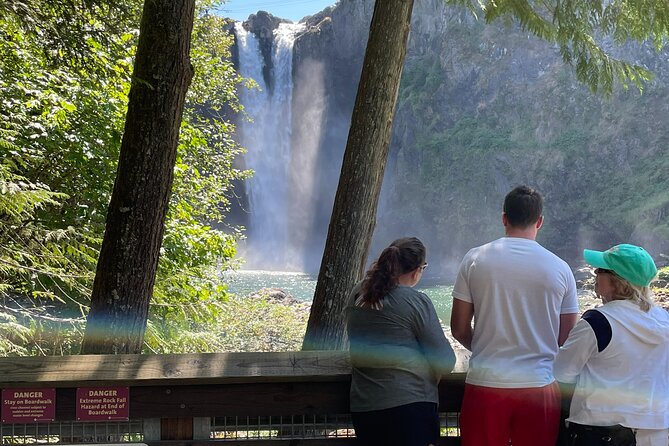 Snoqualmie Falls and Wineries Tour From Seattle - Reviews and Experiences