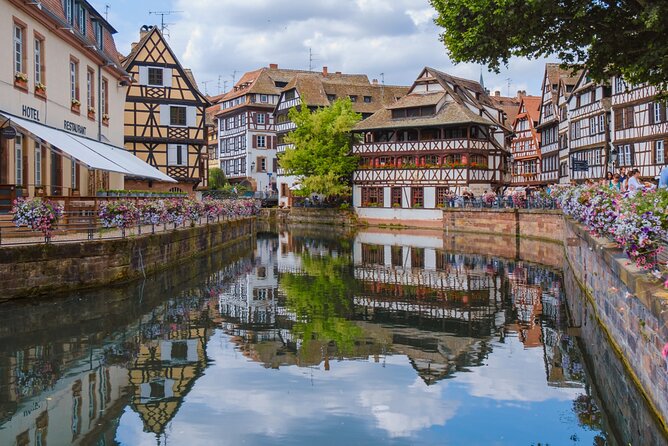 Strasbourg Scavenger Hunt and City Highlights Walking Tour - Cancellation Policy