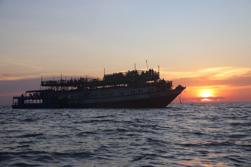 Sunset Dinner Tour: Tonle Sap Lake Floating Village - Experience Highlights