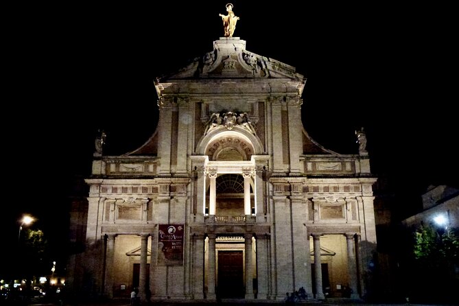 Surroundings of Assisi: in the Footsteps of Saint Francis - Assisi: A Spiritual Pilgrimage