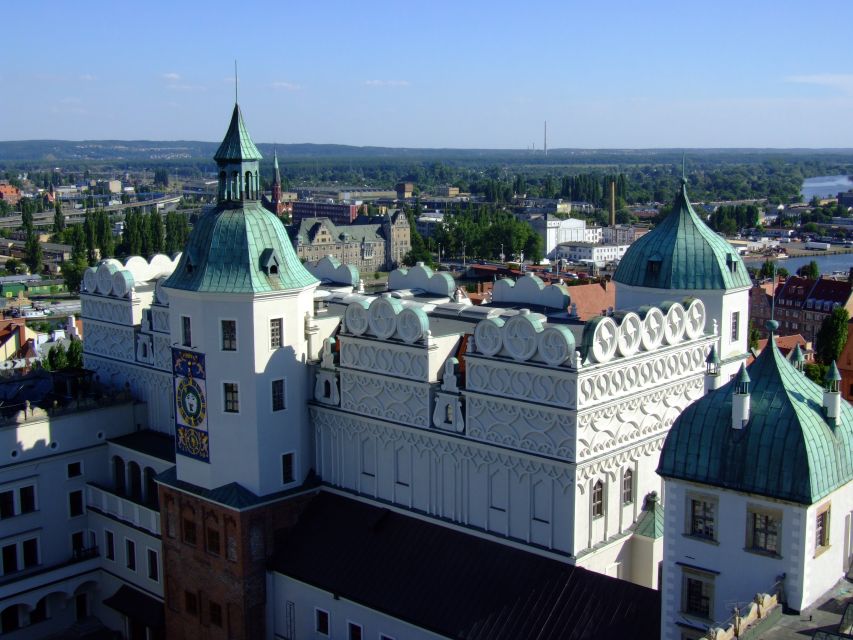 Szczecin Pomeranian Dukes' Castle Exterior Private Tour - Castle Courtyards Exploration