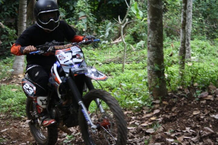 Tabanan: Jungle Trail Enduro Motorcross Adventure - Instructor and Group Information