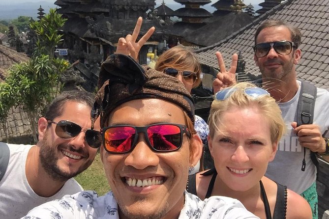Tanah Lot and Uluwatu Temple Private Guided Tour Free WiFi - Meeting Points and Coverage Areas