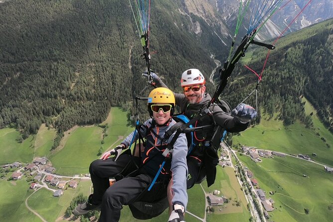 Tandem Paragliding in Neustift - Equipment Requirements