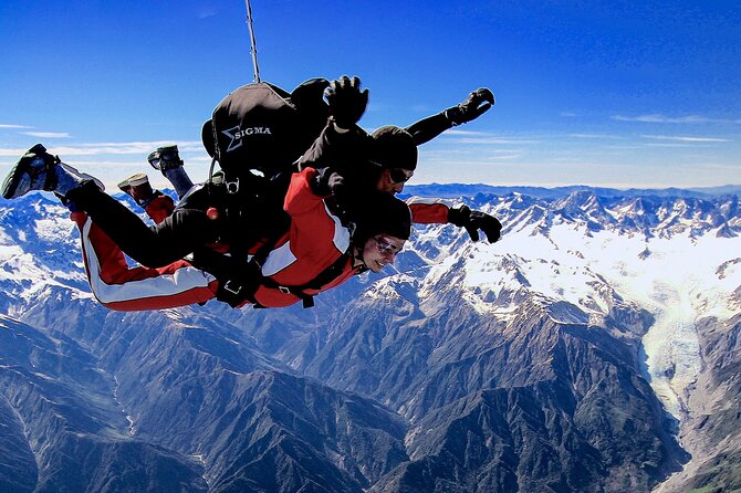 Tandem Skydive 18,000ft From Franz Josef - Meeting and Pickup Details