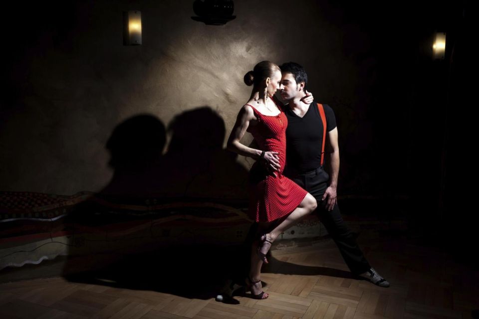 Tango Show in La Ventana With Optional Dinner - Location & Description