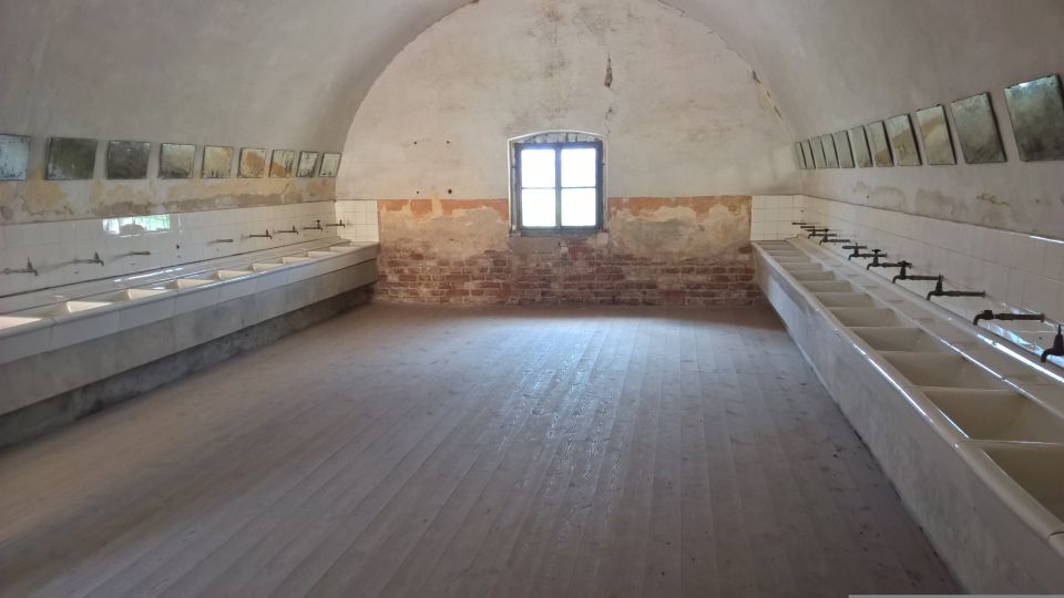 TEREZÍN a Dark and Tragic Place in the History of Europe - Visitor Experiences at Terezín