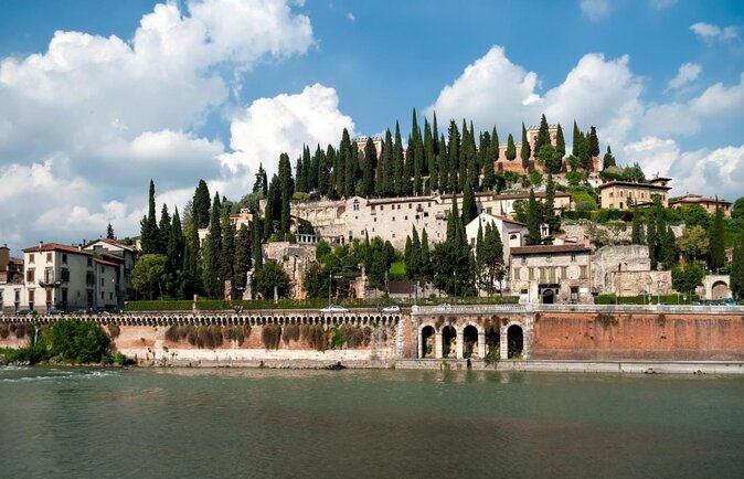 The 10 Tastings of Verona With Locals: Private Food Tour - Local Cheeses Sampling