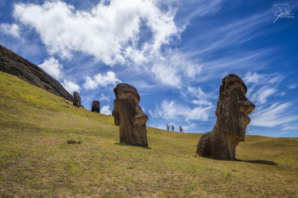 The Moai Factory: the Mystery Behind the Volcanic Stone Stat - Inclusions