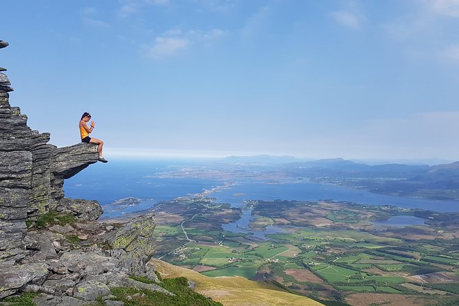 Thrilling Atlantic Road Trip With Hiking, Beach and Driving - Beach Activities